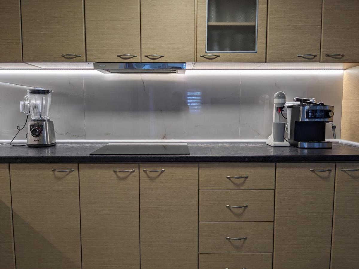 Ethos Apartment Néa Péramos エクステリア 写真